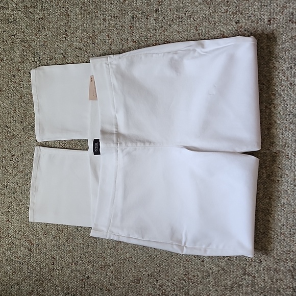 NWT NYDJ Pull-On Straight Jeans Size 16W - Picture 2 of 7